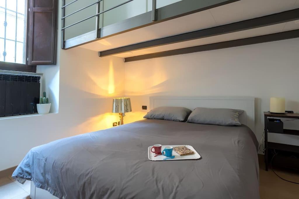 Life Is Beautiful Design Loft Navigli Romolo, Netflix, Wifi, Ac And Street Parking Appartement Milaan Buitenkant foto
