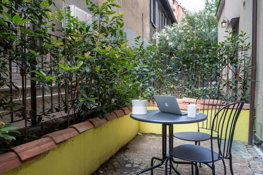 Life Is Beautiful Design Loft Navigli Romolo, Netflix, Wifi, Ac And Street Parking Appartement Milaan Buitenkant foto