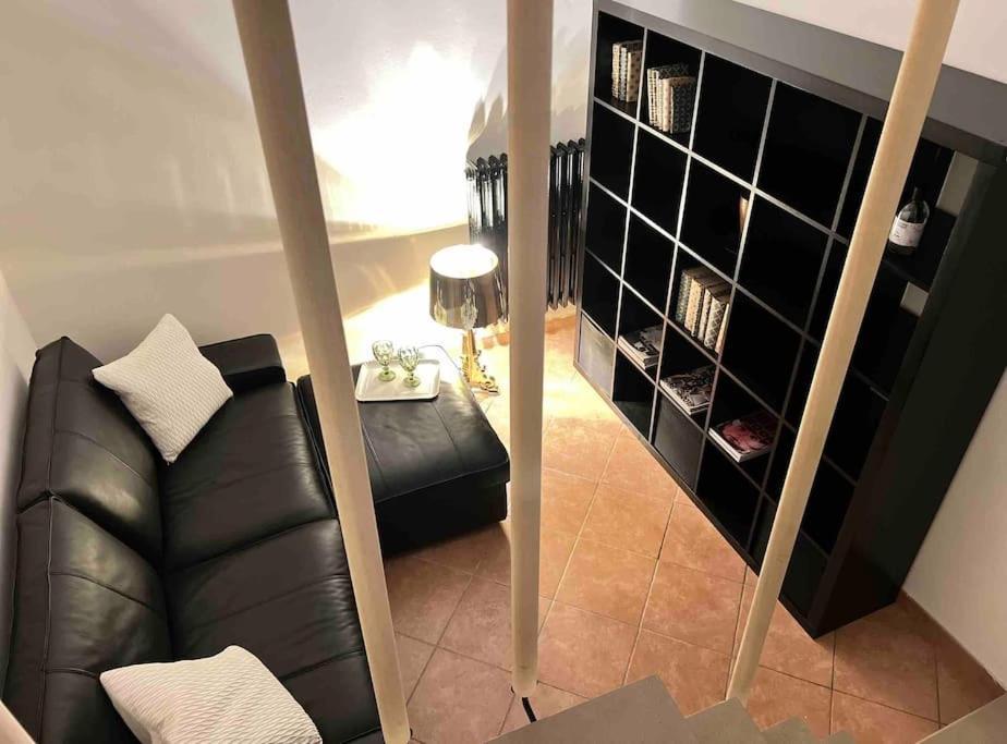 Life Is Beautiful Design Loft Navigli Romolo, Netflix, Wifi, Ac And Street Parking Appartement Milaan Buitenkant foto